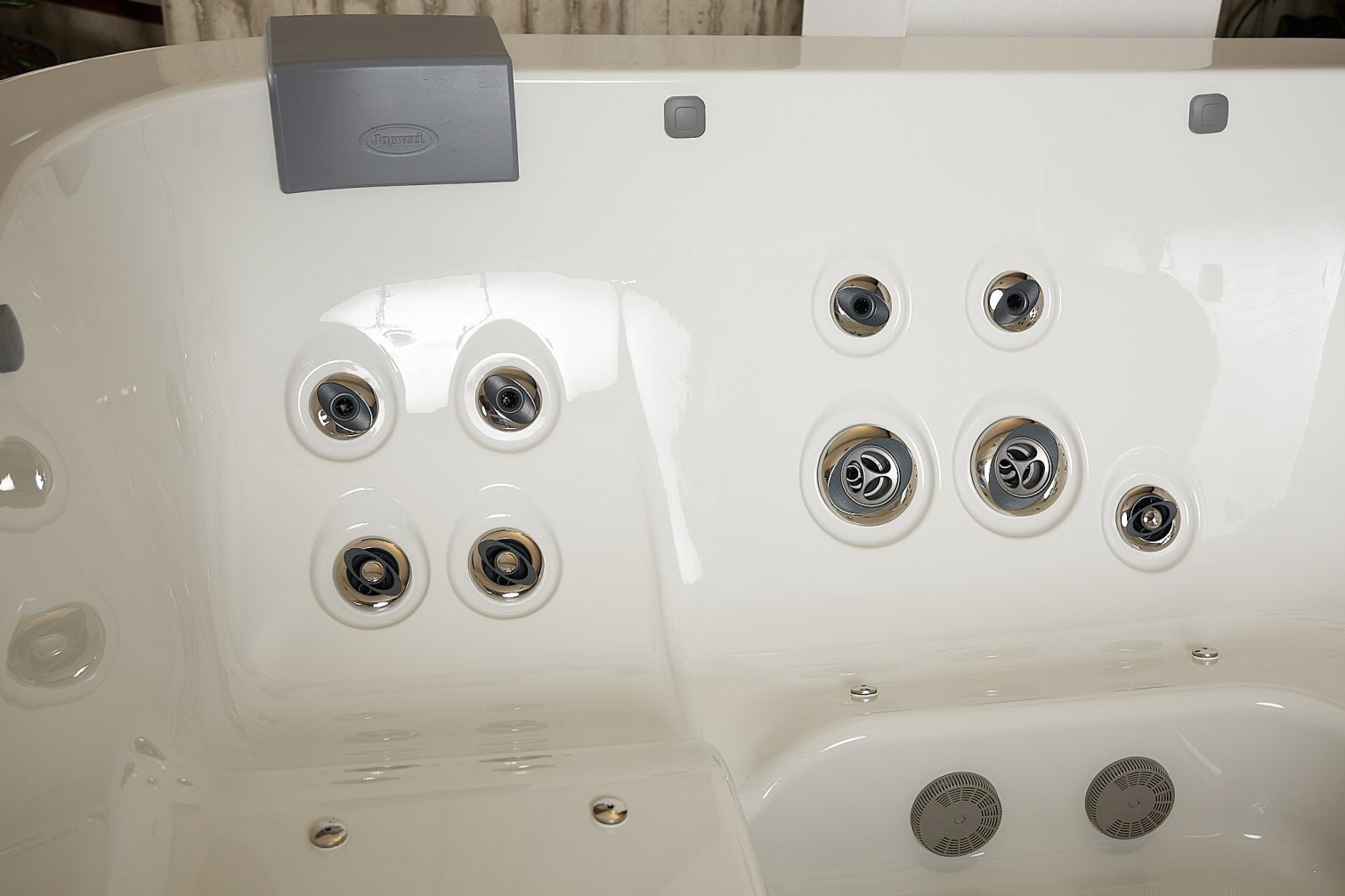 Jacuzzi, Santorini Hot tub