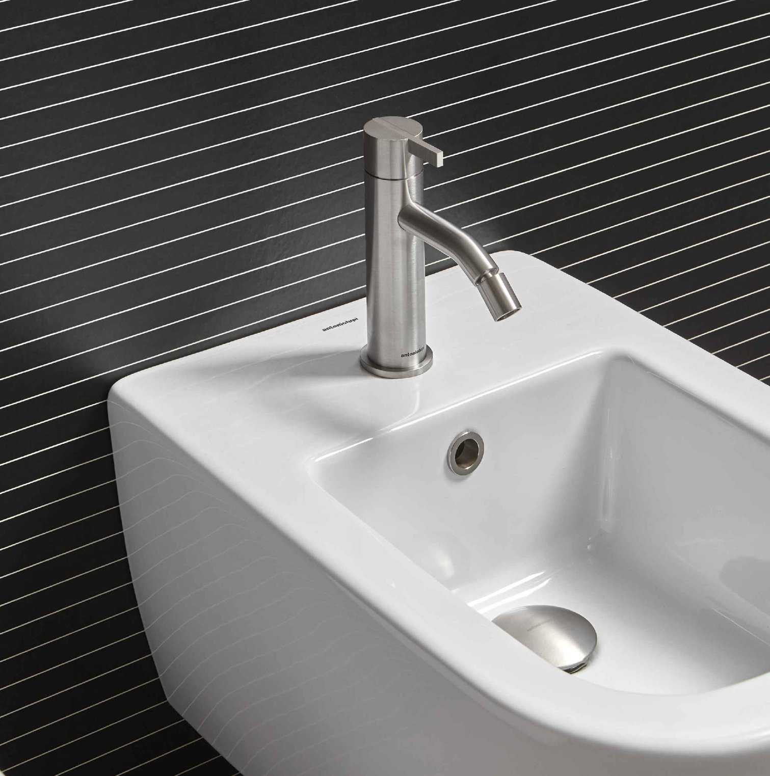 antoniolupi, Essentia Mixer for bidet