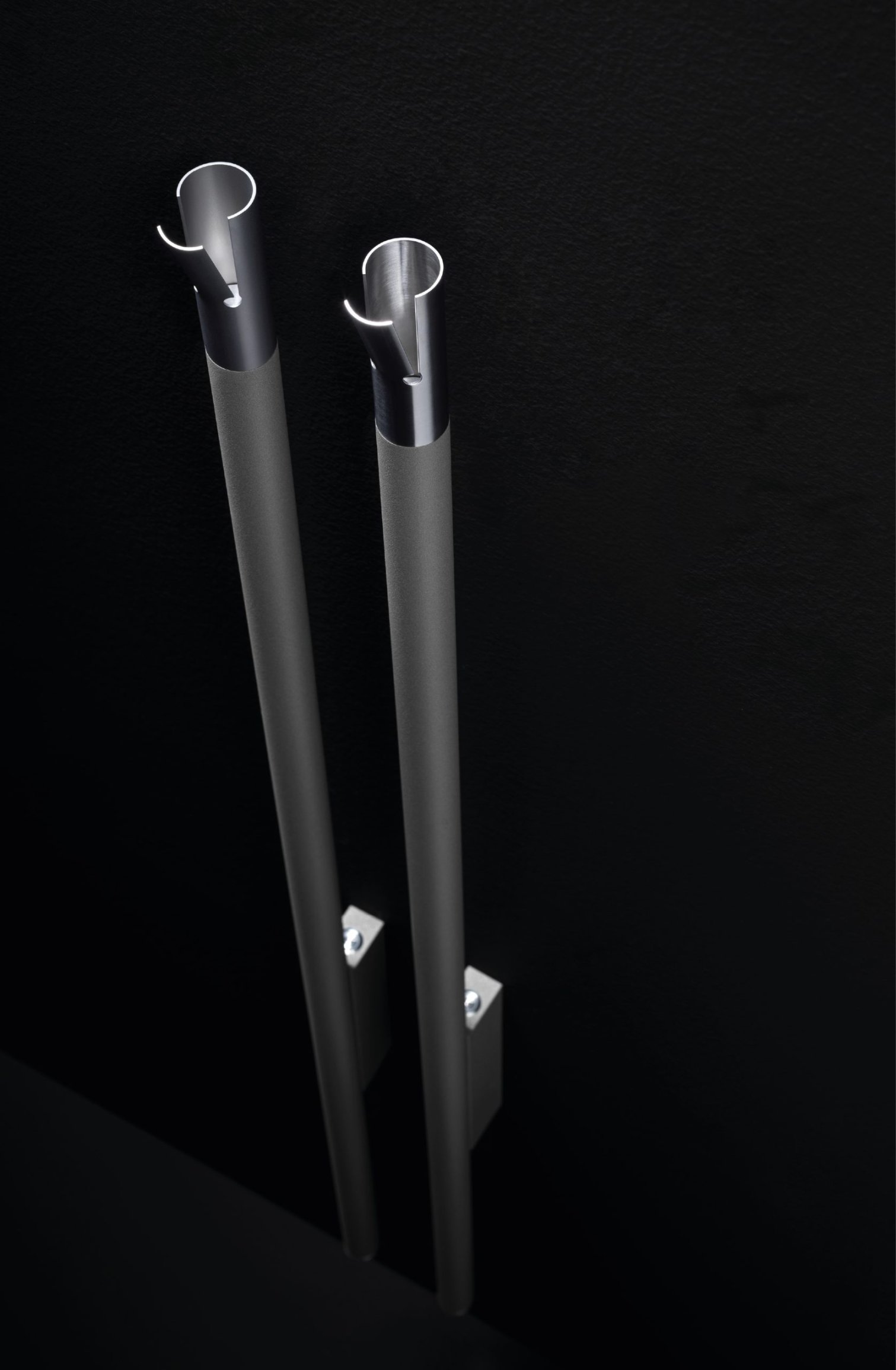 Antrax, Carlo Scaldasalviette elettrico L.151,5 cm