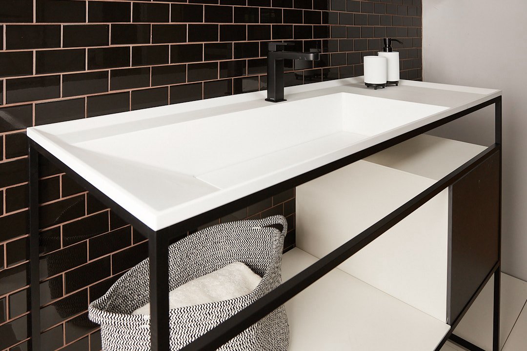 Aqua, Dogma Consolle L 120 cm