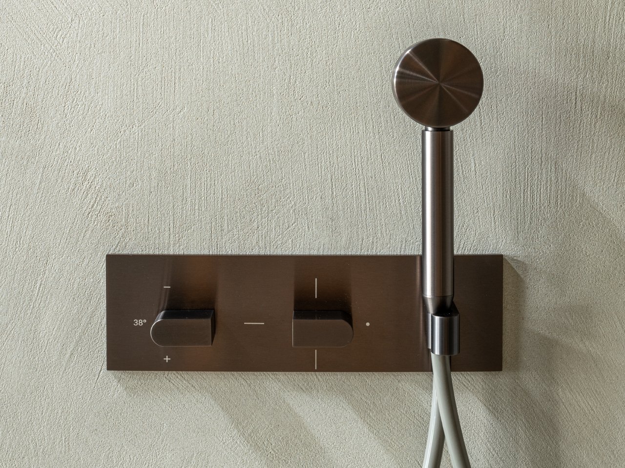 Cea, Sixty Shower set
