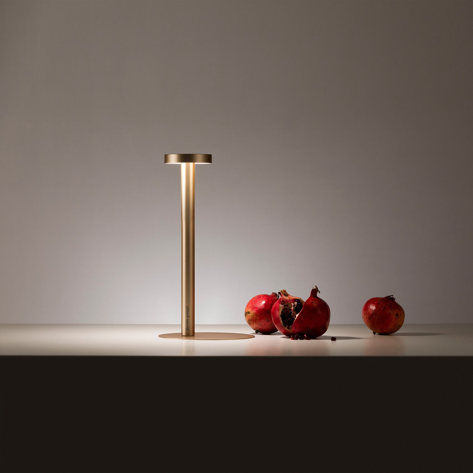 Davide Groppi, TeTaTeT Table lamp