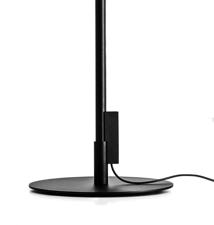 Davide Groppi, Origine Lampada da terra