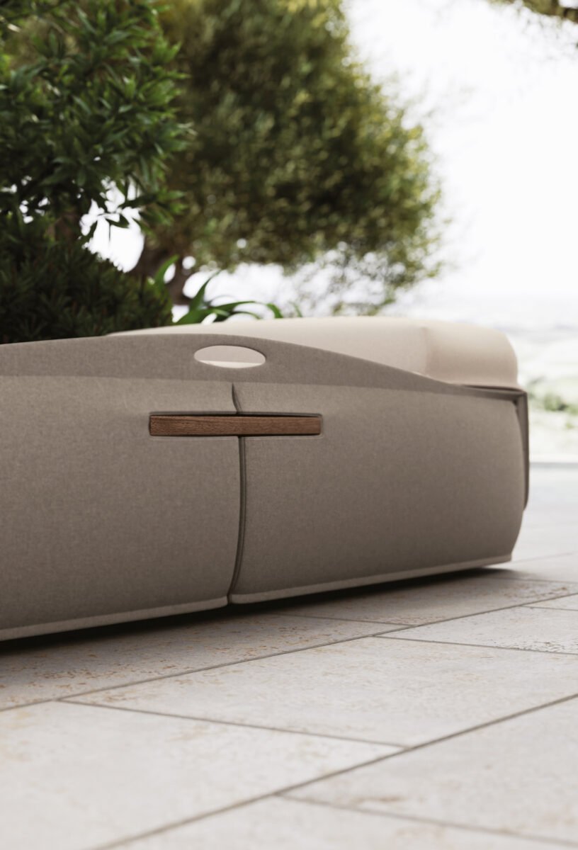 Disenia, Solaris Sun lounger
