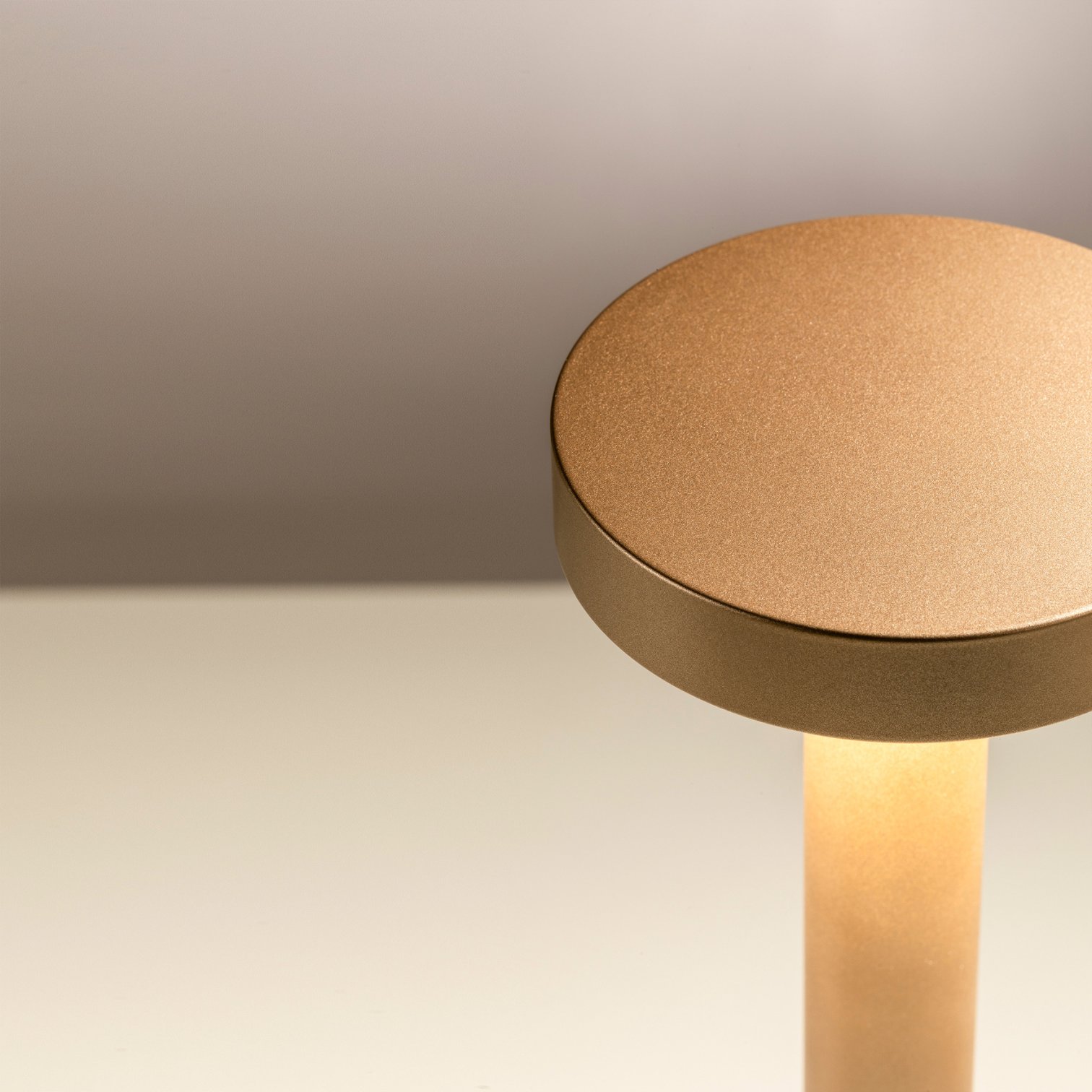 Davide Groppi, TeTaTeT Table lamp