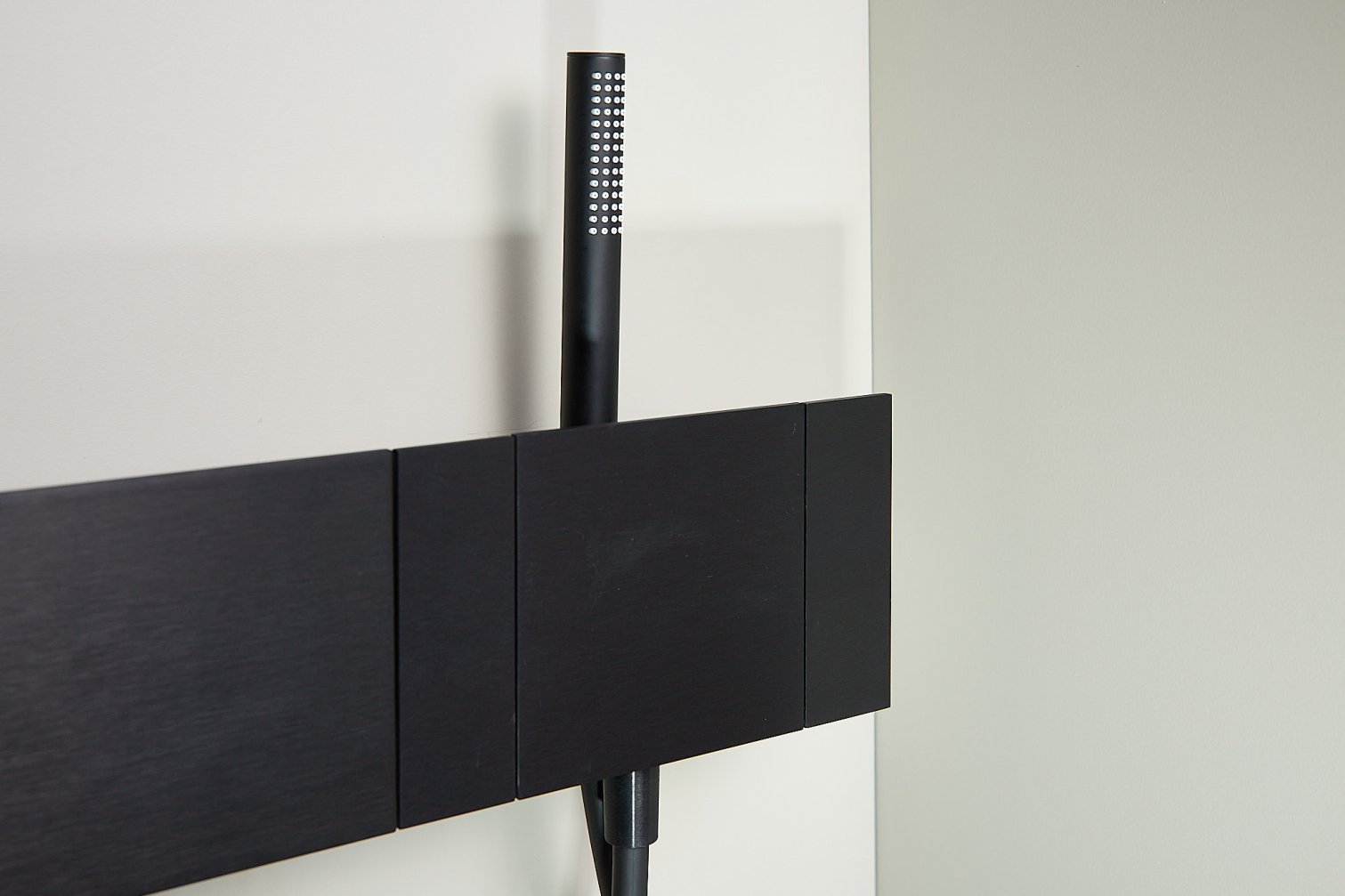 Agape, Sen Gruppo doccia