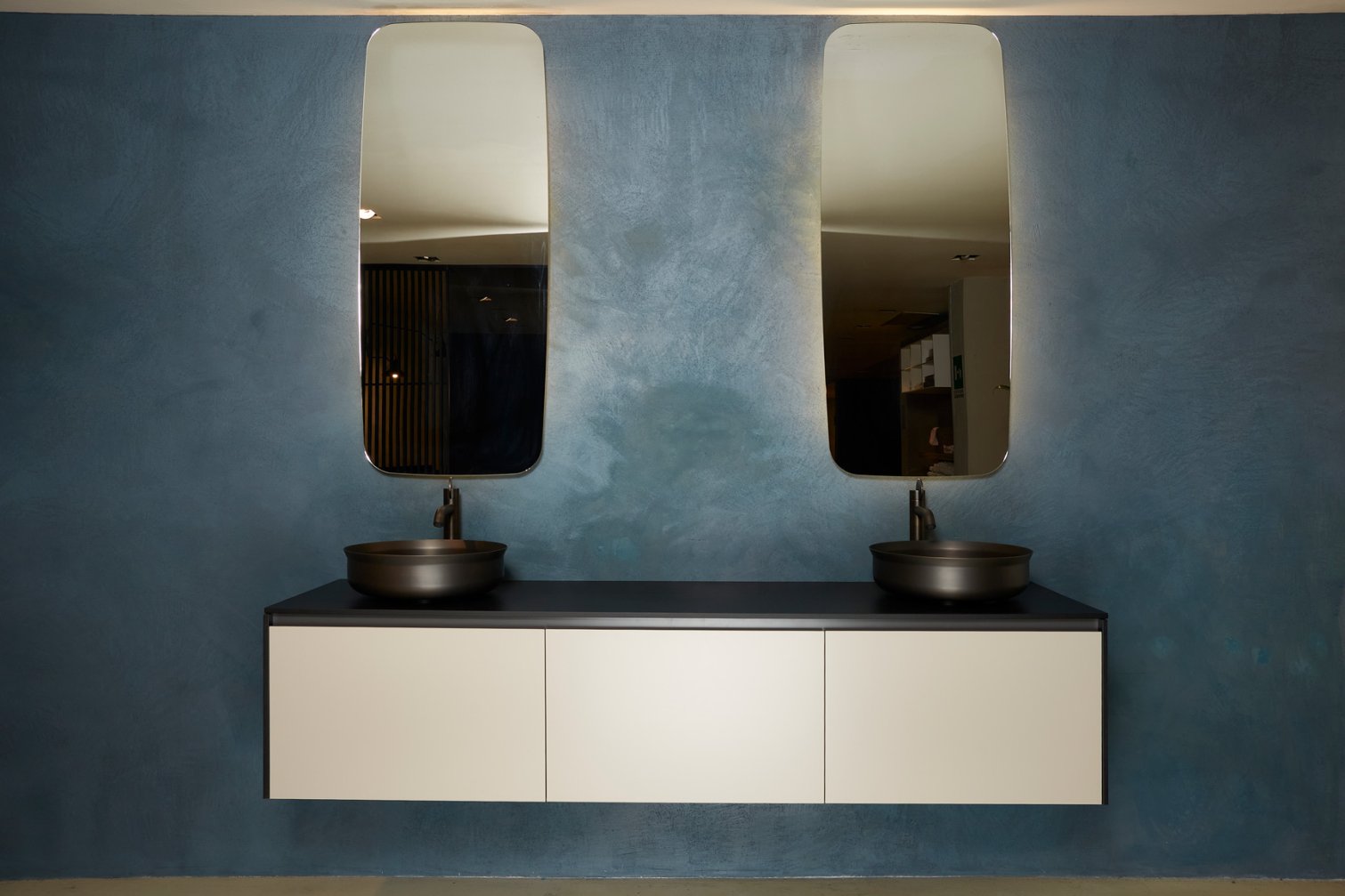 Agape, Evo21 Mobile doppio lavabo