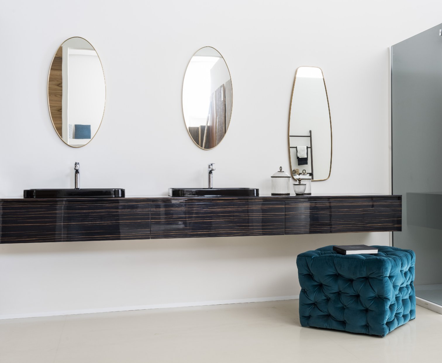 Idea, Cubik Mobile portalavabo L 270