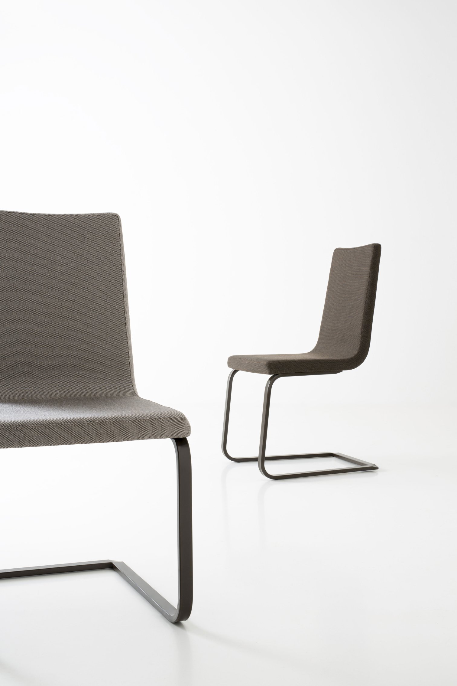 Pointhouse, Schwinger impilabile Sedia