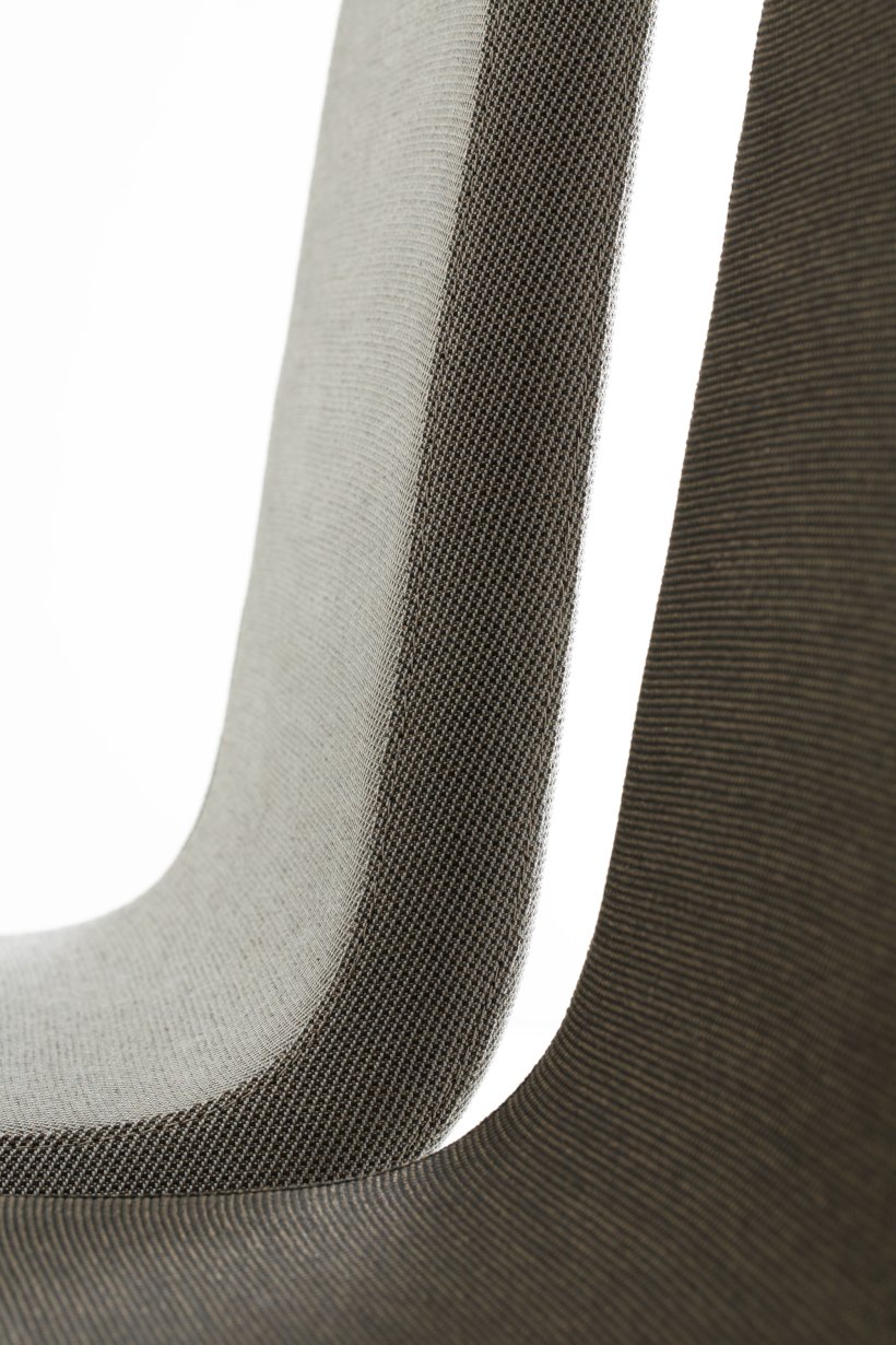 Pointhouse, Schwinger impilabile Sedia