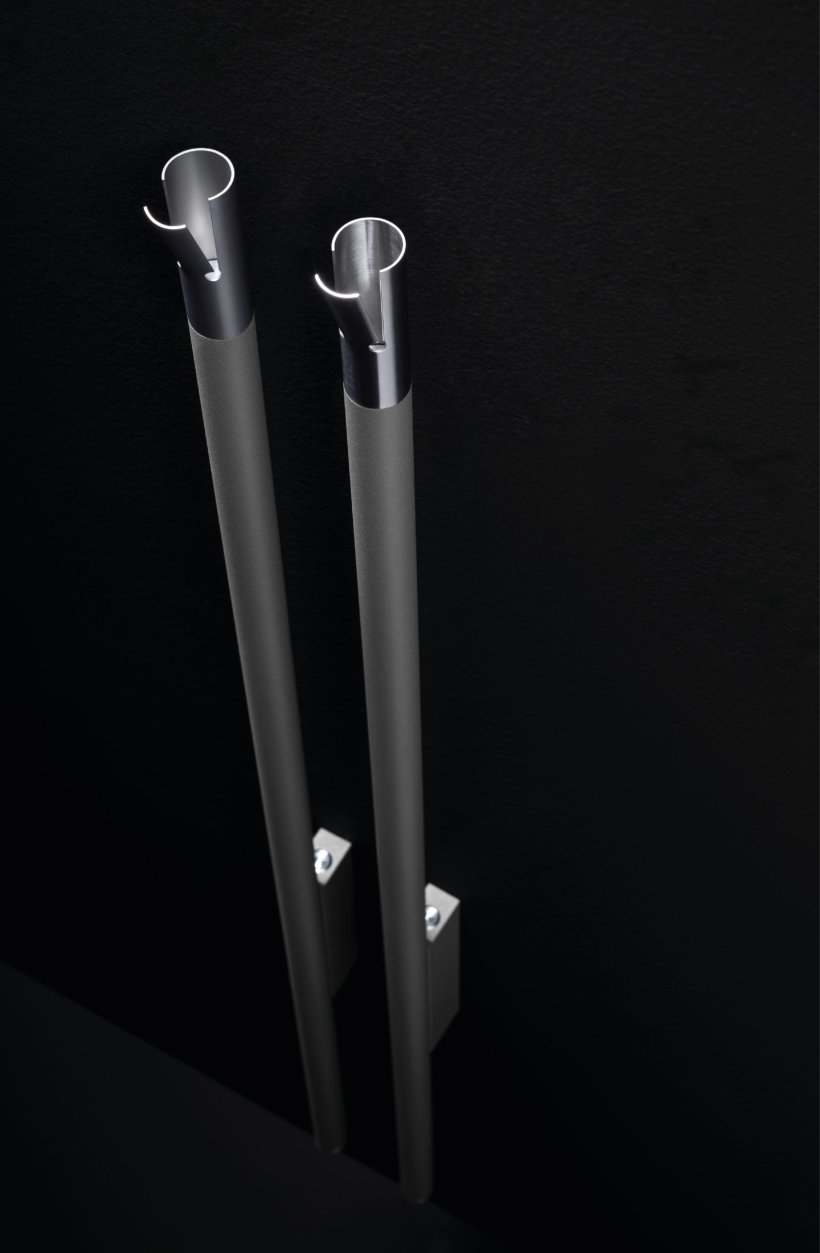 Antrax, Carlo Scaldasalviette elettrico L.151,5 cm