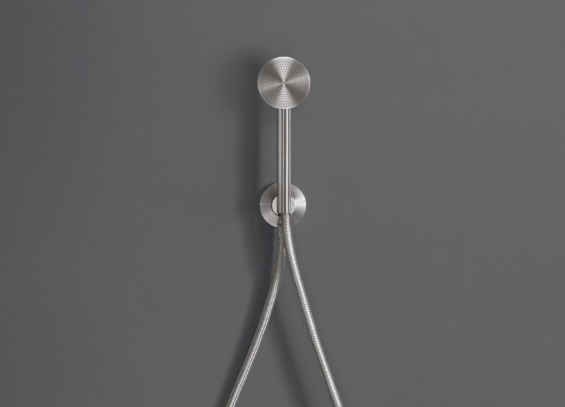 Cea, Hand shower