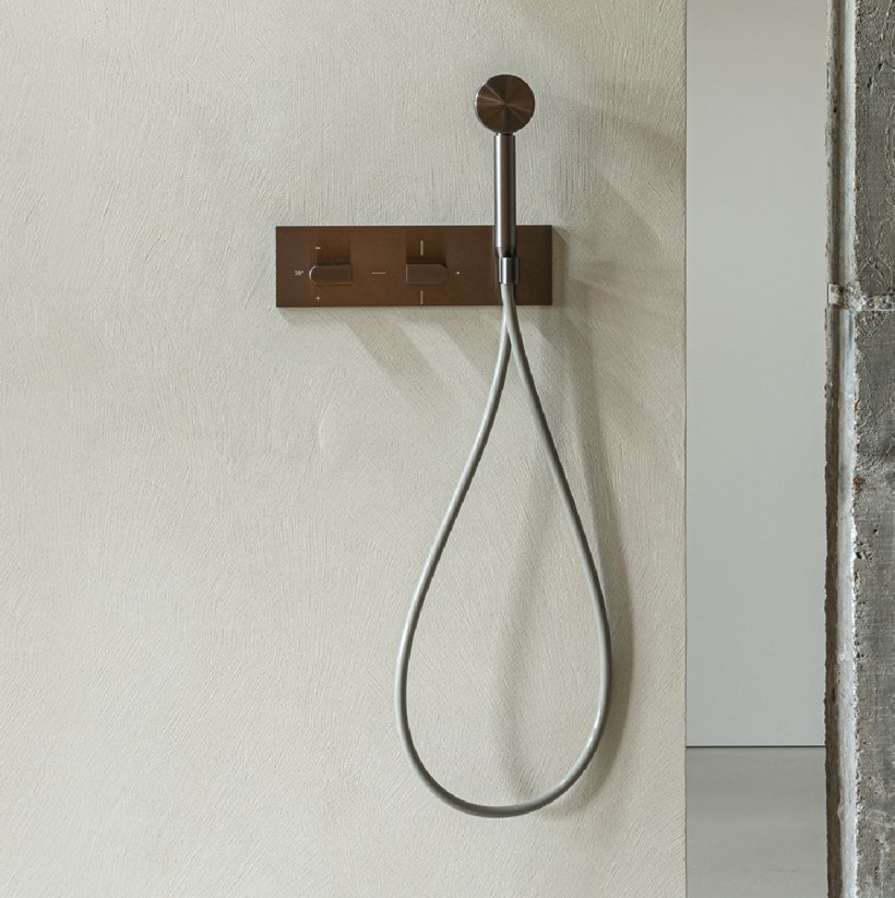 Cea, Sixty Shower set