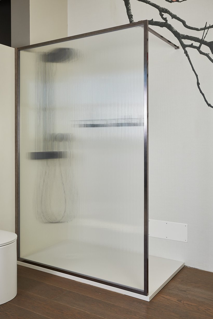 Disenia, Vitrum Parete doccia L140 cm