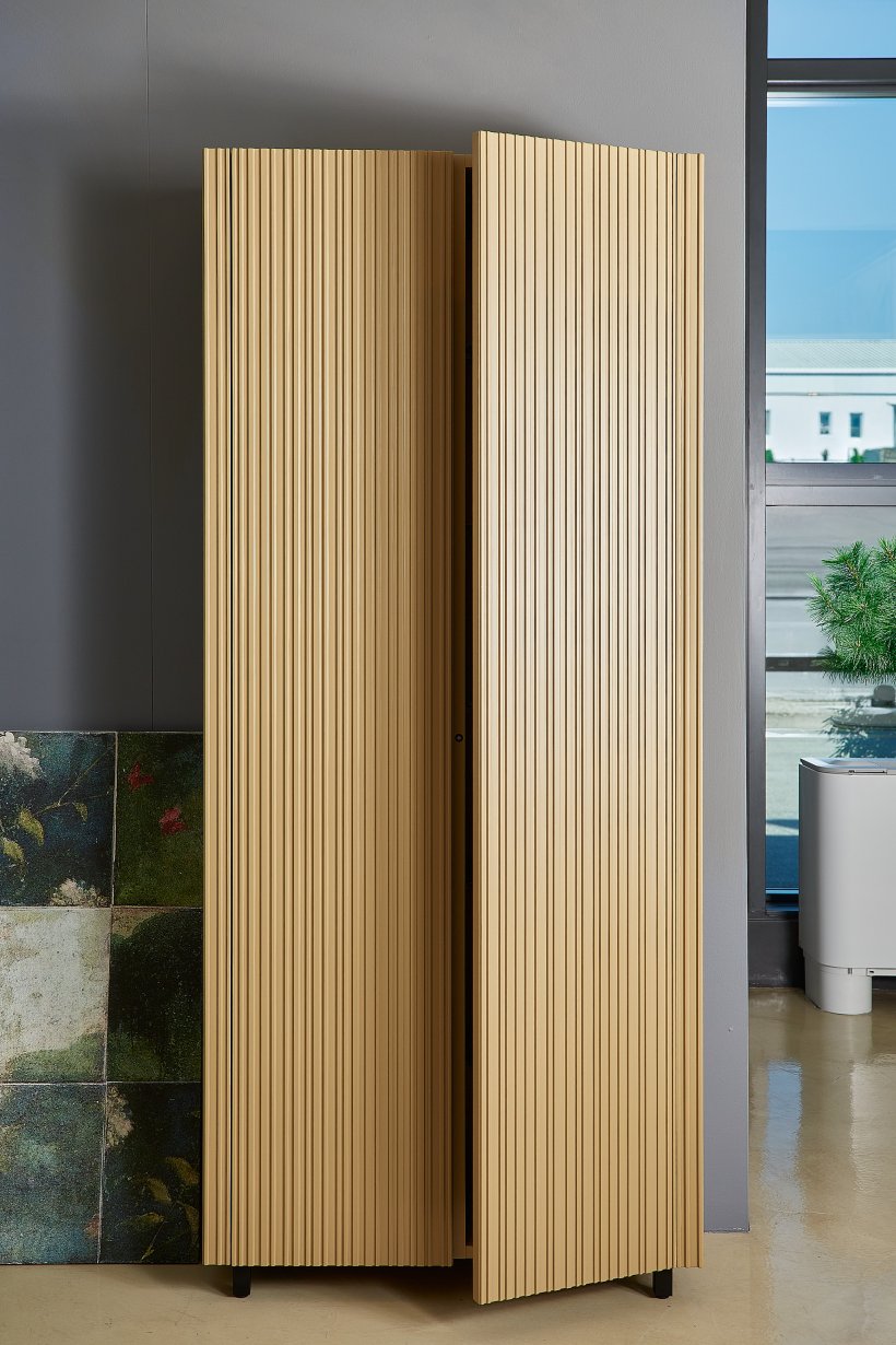 Aqua, Via Condotti Colonna a terra