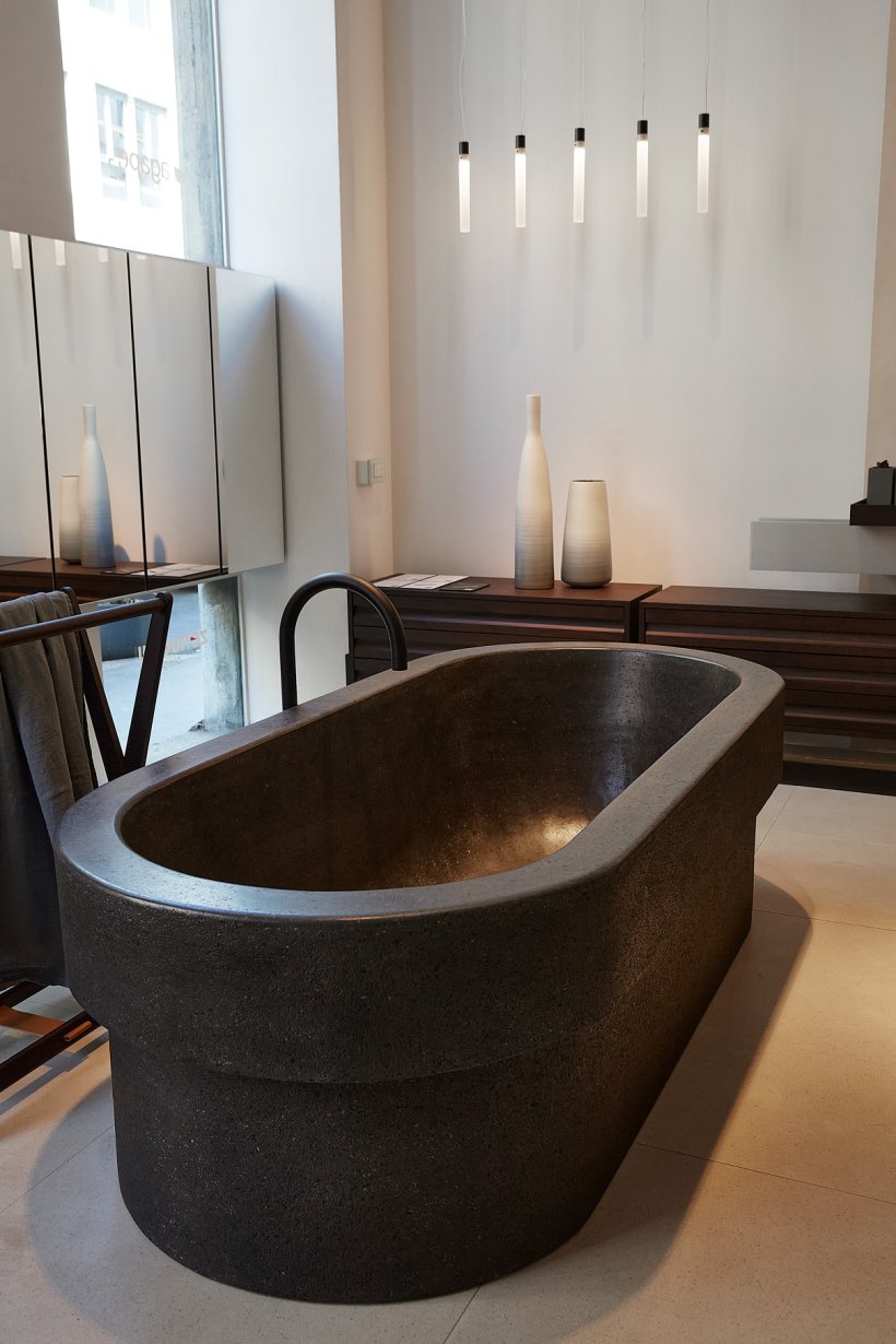 Agape, Cenote Vasca pietra lavica 184x85 cm