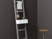 Nic Design, Oltre Scala con portaoggetti