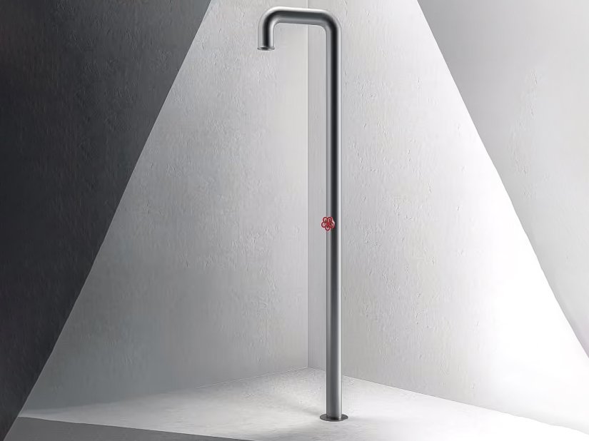 Boffi-Fantini, AW/PIPE Colonna doccia 