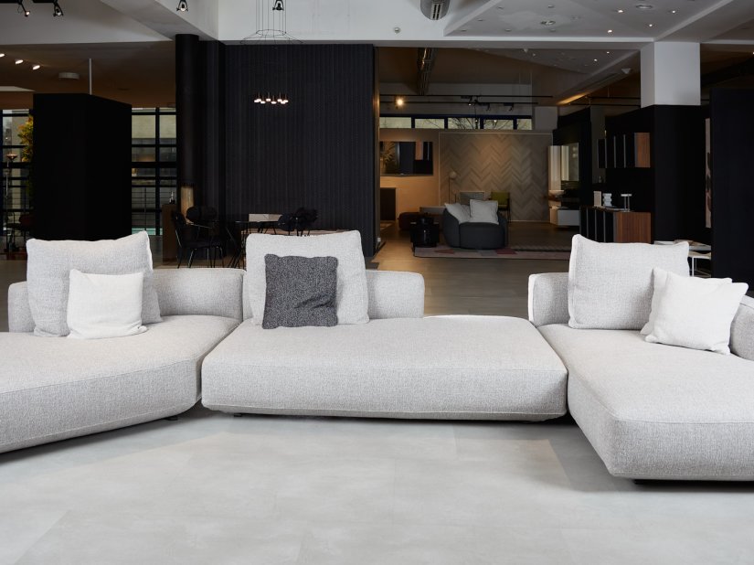 Zanotta, Pianoalto Sofa 470x183 cm 