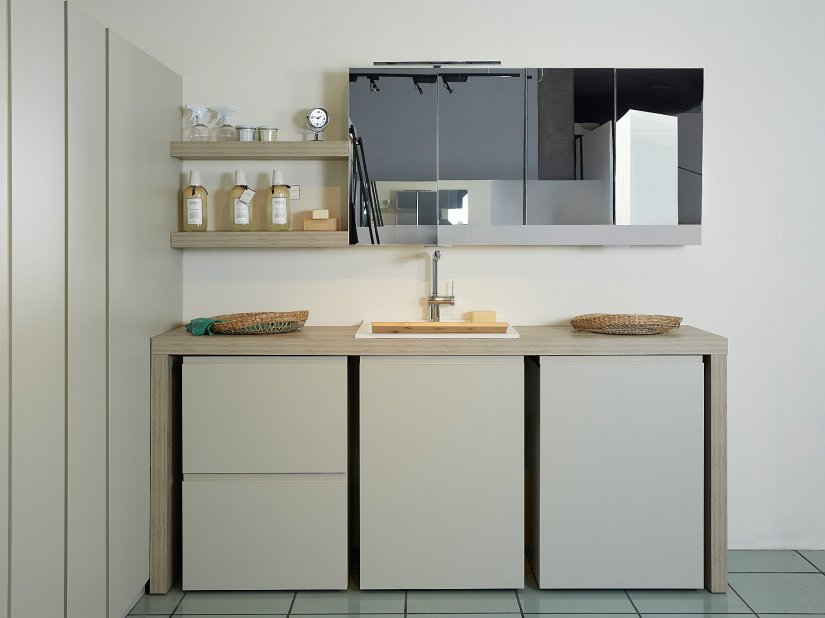 Idea, Spazio Time Mobile lavanderia 